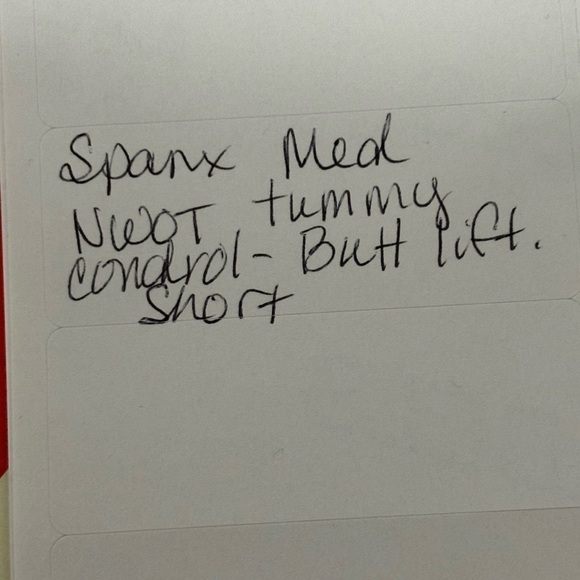 SPANX NWOT med nude tummy control shorts - Picture 7 of 7